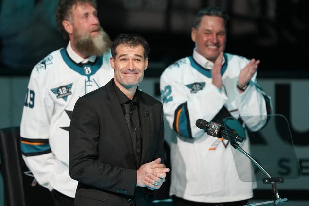 sharks-hire-patrick-marleau-in-player-development-role