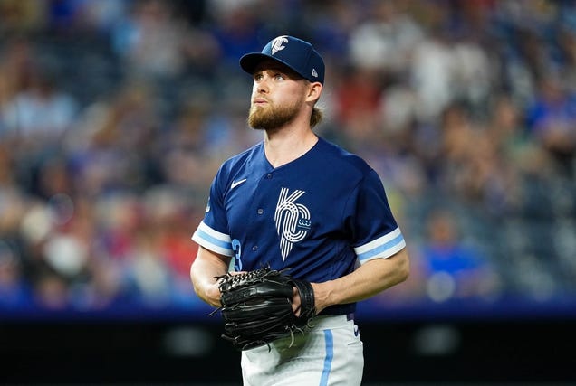 report:-royals-p-josh-staumont-to-have-surgery,-likely-done-for-’23