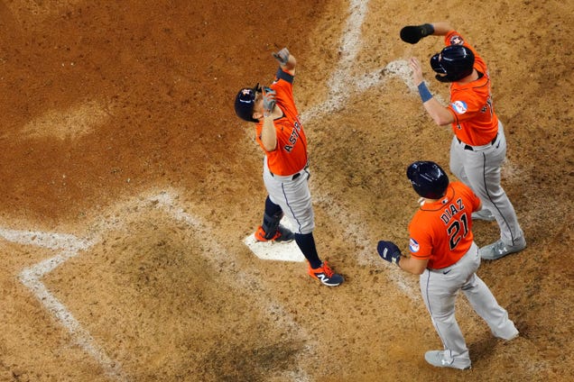 weird-postseason-baseball-finally-rears-its-lovely-head